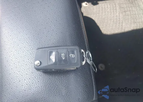 2014 Volkswagen Jetta Sportwagen 2.0L Tdi from USA, damaged, VIN 3VWPL7AJ1EM601733